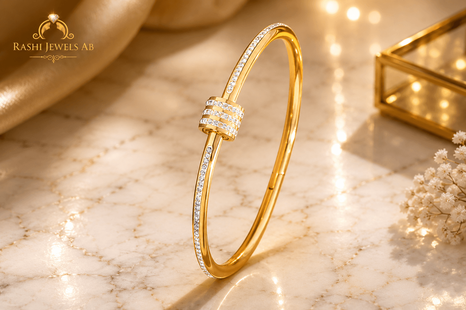 Heart Shape Waterproof Non Tarnish Bangle