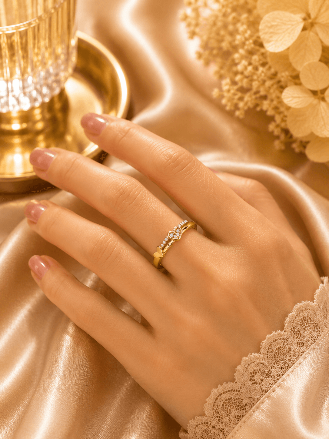 Small Flower Leaf Ring 18K Gold Plated — image 1